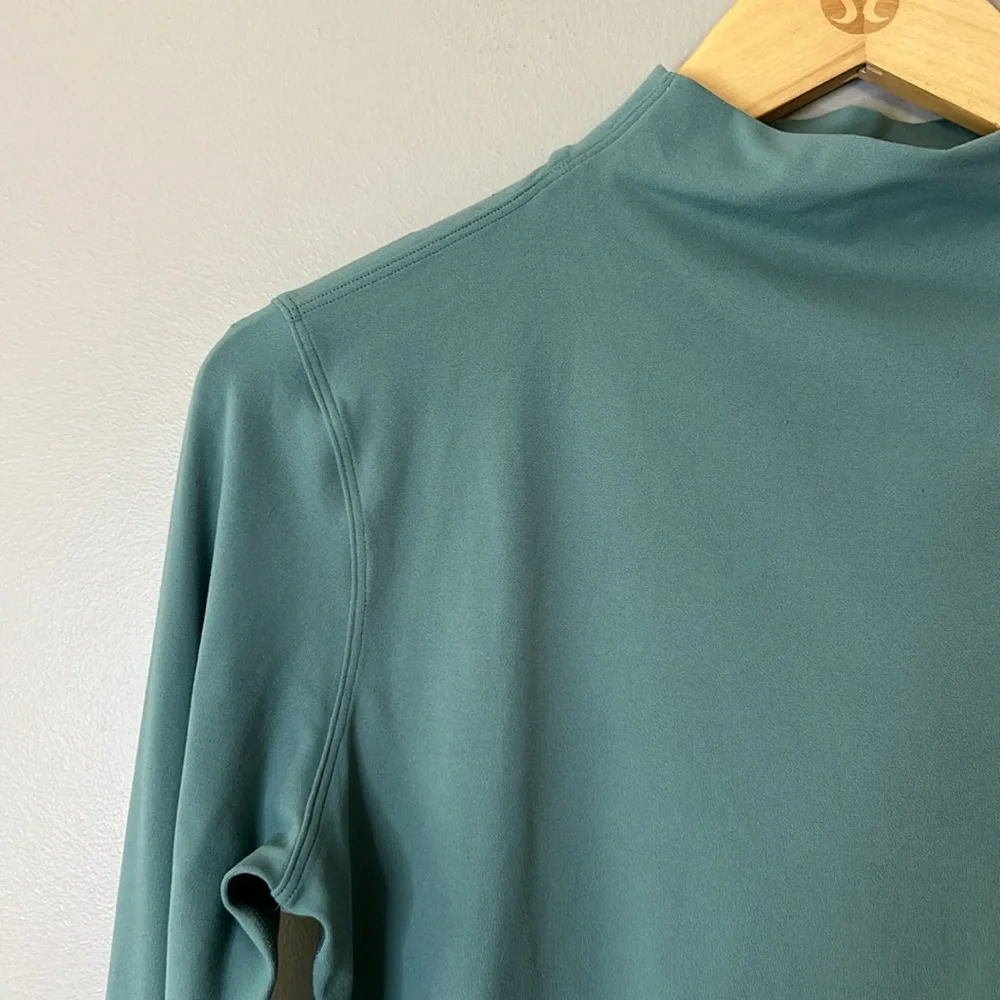 Lululemon All Aligned Mock-Neck Long-Sleeve Shirt Medium‎ Forest Green Size 10
